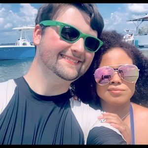 Meet your Posher, Abby